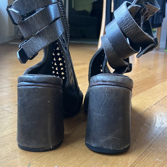 Freebird Theresa Stone bootie 7 - Picture 4 of 7